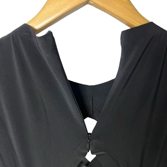 Norma Kamali Sleeveless Cut Out Jumpsuit Black Size Large Cut Out Accents - Picture 8 of 10